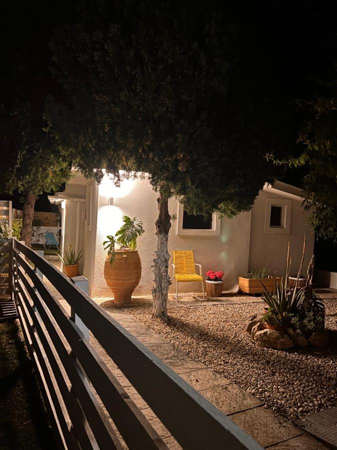 Under The Vine Garden House Διαμέρισμα Πλατάνι Εξωτερικό φωτογραφία