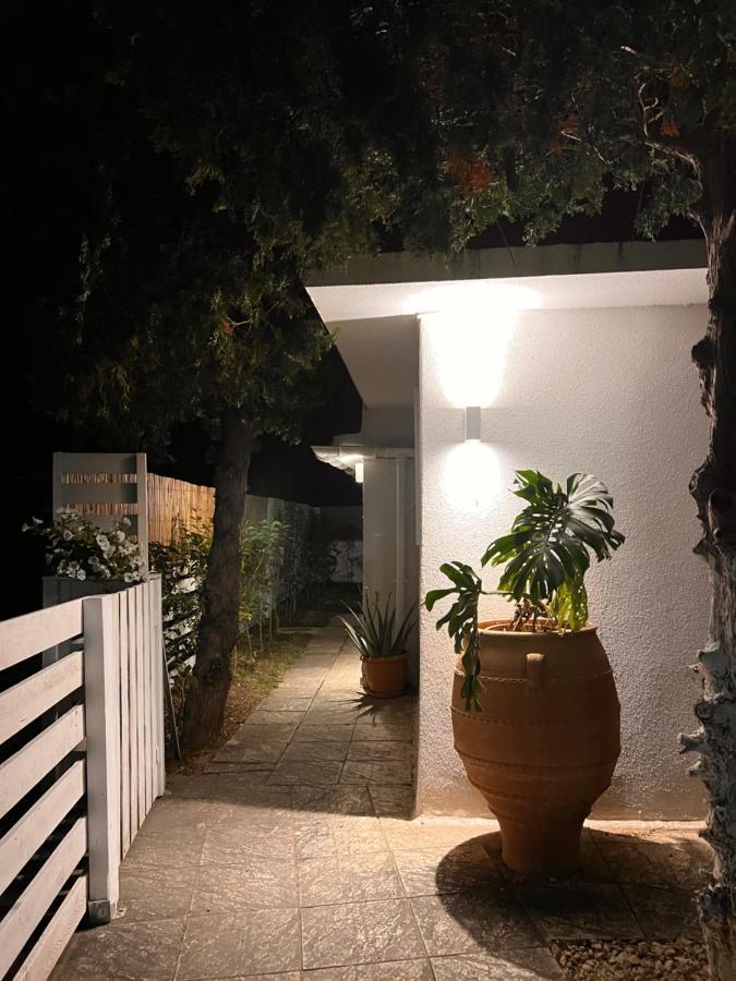 Under The Vine Garden House Διαμέρισμα Πλατάνι Εξωτερικό φωτογραφία